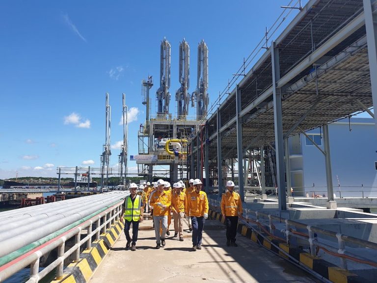 PV GAS đã sẵn sàng tiếp nhận chuyến tàu LNG nhập khẩu đầu tiên tại Việt Nam