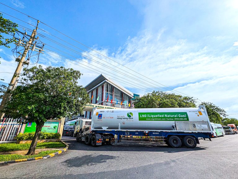 Xe bồn vận chuyển LNG của CNG Việt Nam