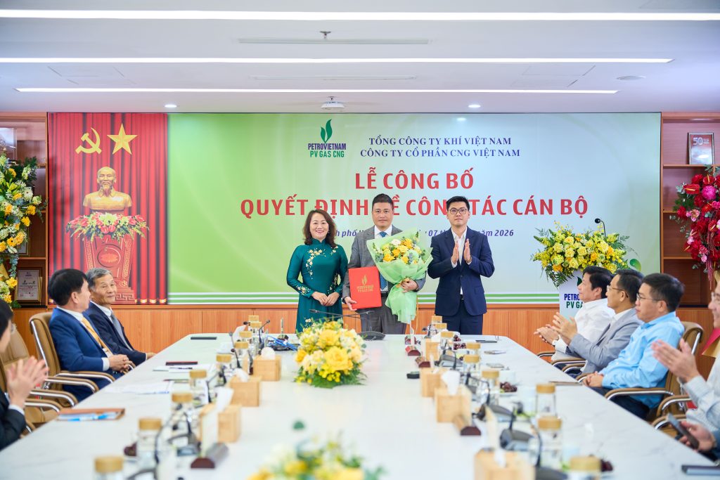 Ông Vũ Duy Đông nhận quyết định bổ nhiệm