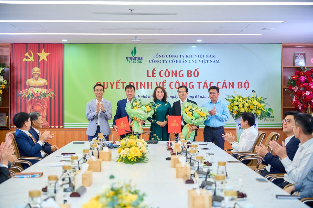 Ông Đinh Thanh Phương và ông Phạm Hữu Thiện nhận Quyết định bổ nhiệm